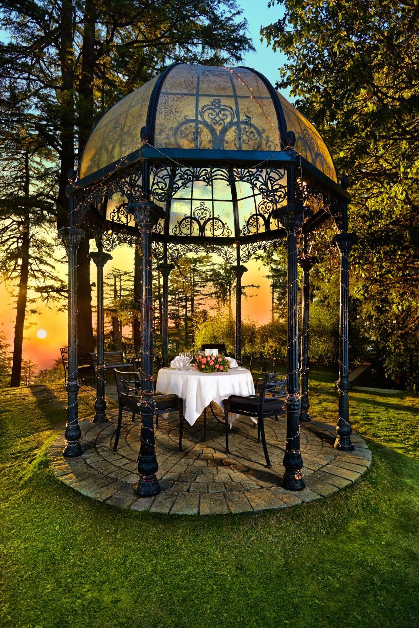 Wildflower Hall, An Oberoi Resort, Shimla Zewnętrze zdjęcie